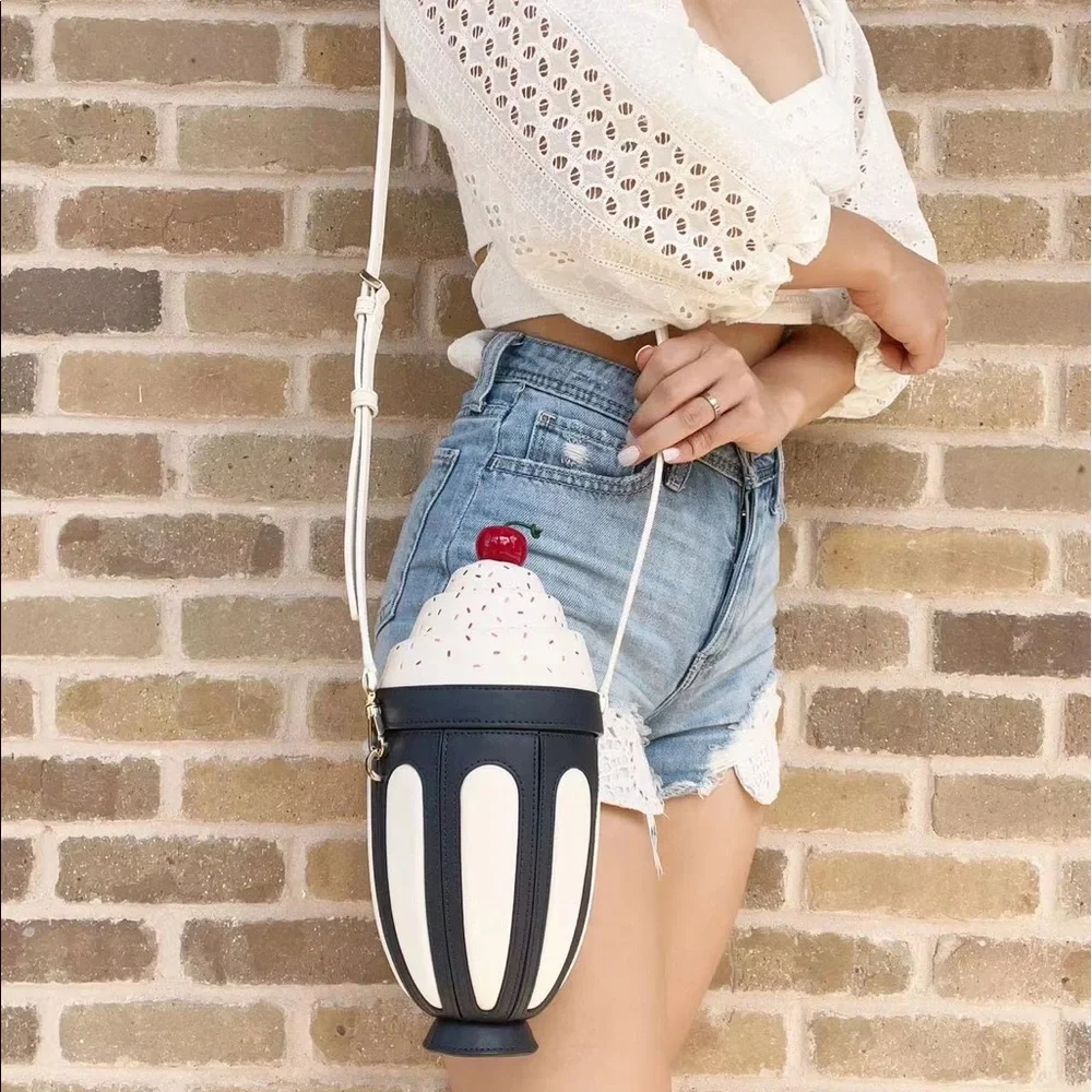 Kate Spade Bing Ice Cream Sundae Crossbody Shoulder bag Novelty Collection - Picture 2 of 4